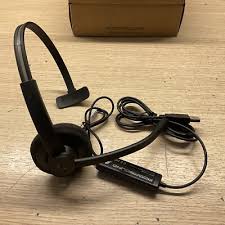 The Sound of Success: Why Premium Headsets Define Call Center Excellence